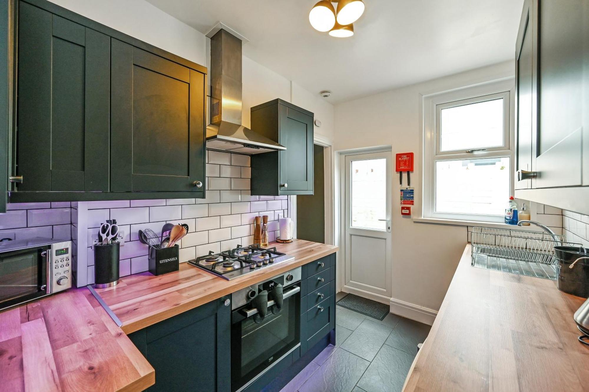 Beautiful Townhouse, Great Location - Pet Friendly Villa Cardiff Eksteriør bilde