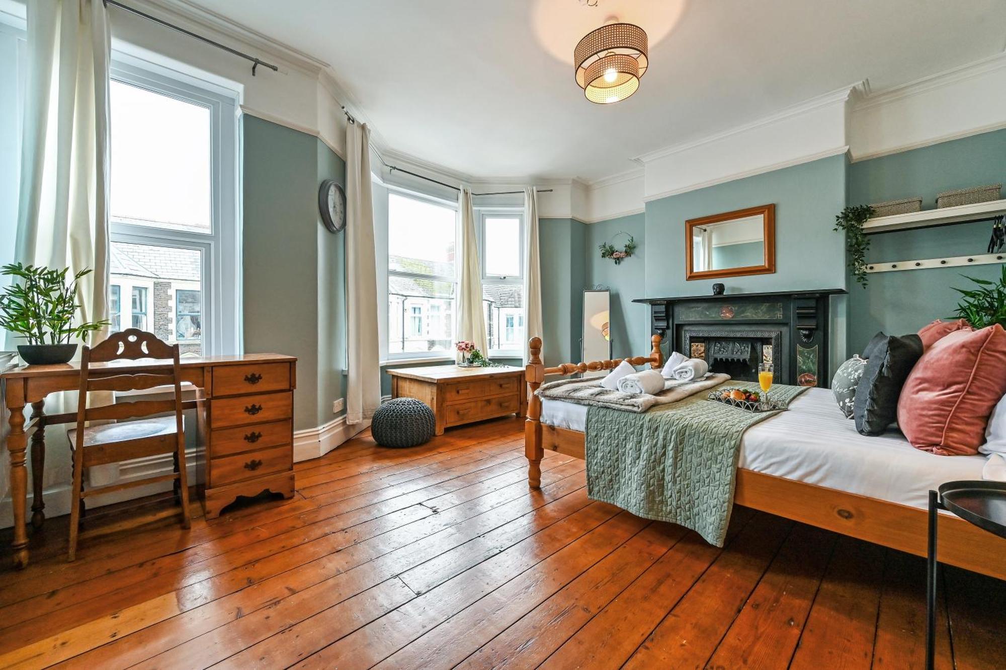 Beautiful Townhouse, Great Location - Pet Friendly Villa Cardiff Eksteriør bilde