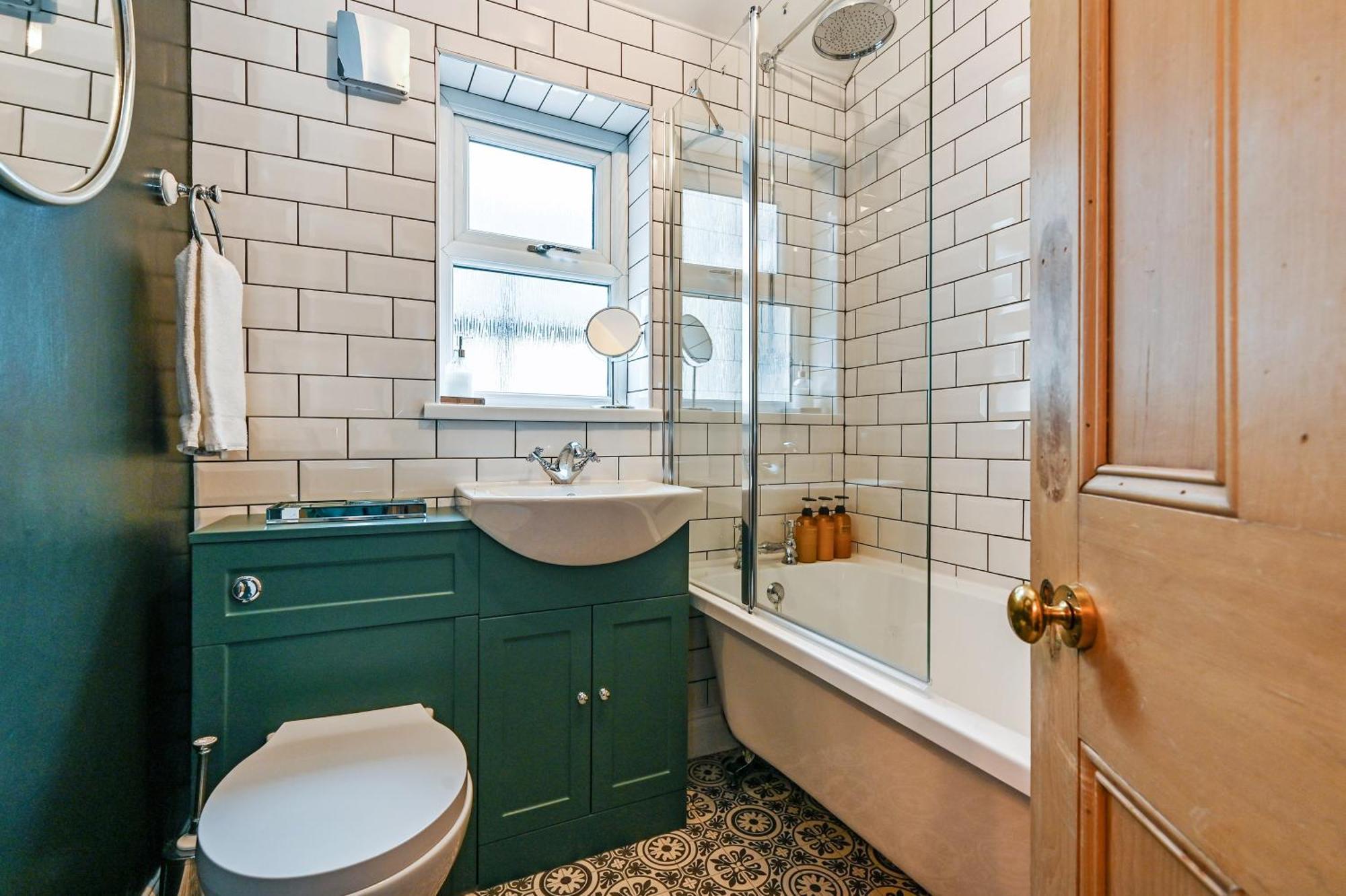 Beautiful Townhouse, Great Location - Pet Friendly Villa Cardiff Eksteriør bilde