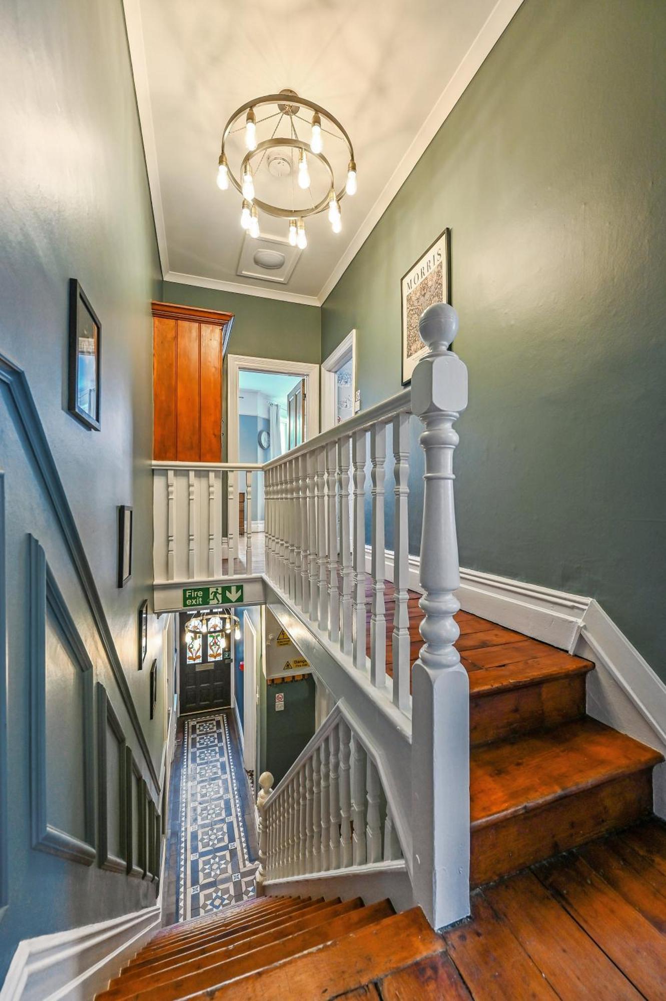 Beautiful Townhouse, Great Location - Pet Friendly Villa Cardiff Eksteriør bilde