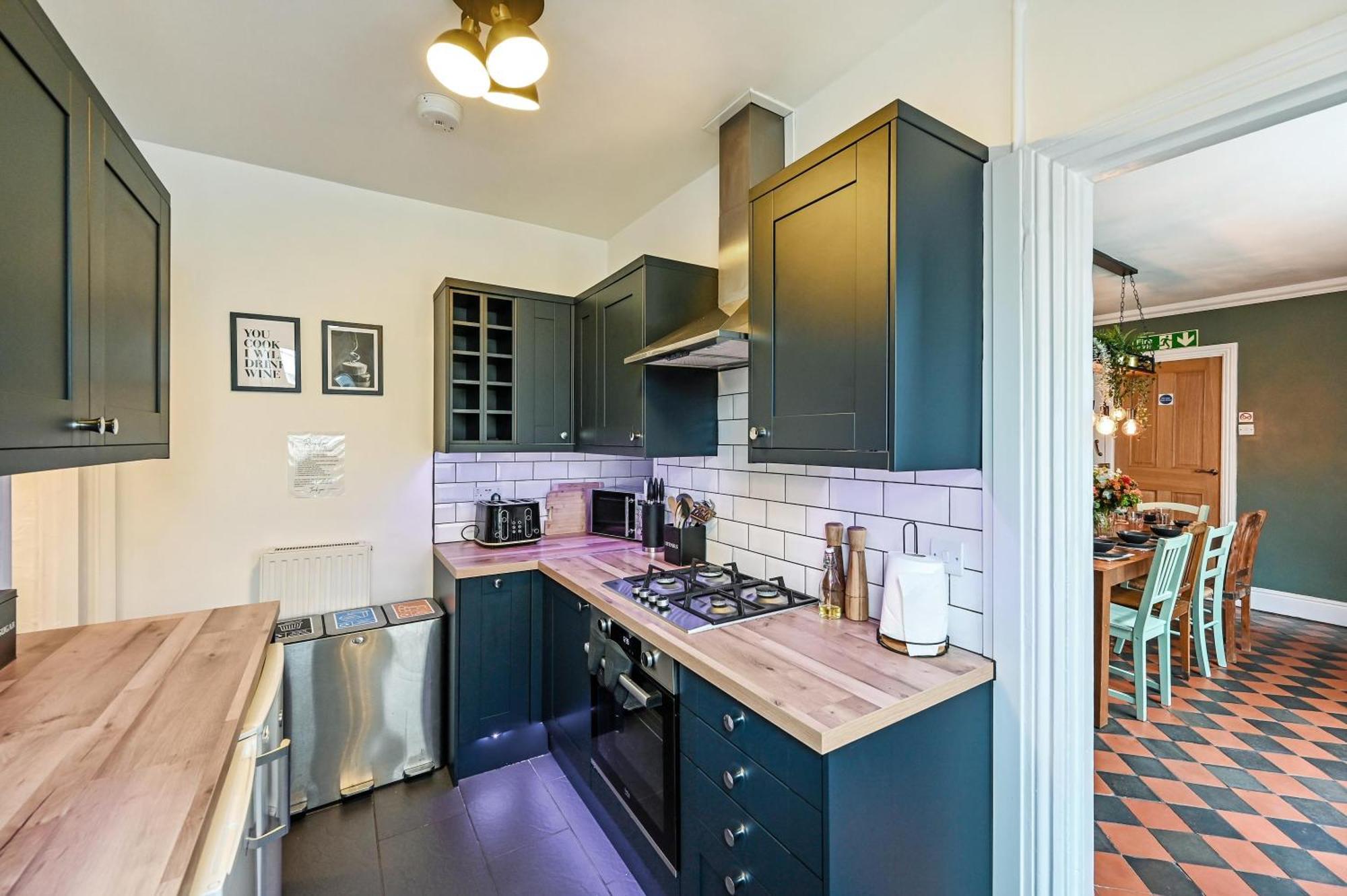 Beautiful Townhouse, Great Location - Pet Friendly Villa Cardiff Eksteriør bilde